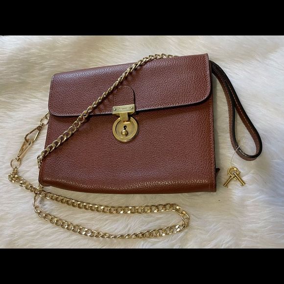 Salvatore Ferragamo Handbags - 💝Ferragamo💝Clutch💝